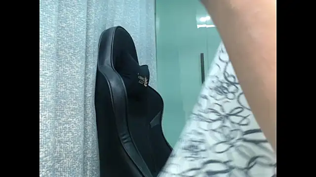 Snapshot of CuteRhea69 chatting on 10, 10, 2025 CuteRhea69 online show from 10, 10, 2025