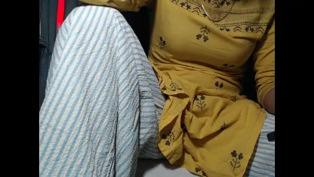 CuteRhea69 online show from 19, 4, 2026