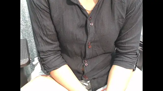 Snapshot of CuteRhea69 chatting on 15, 11, 2025 CuteRhea69 online show from 15, 11, 2025