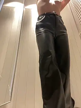 KrisMagnoly online show from 8, 3, 2026