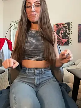 jade 369 online show from 28, 2, 2025