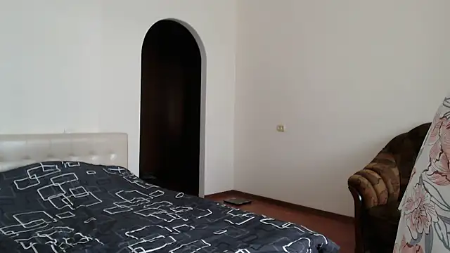 sensualEmilia online show from 1, 11, 2025