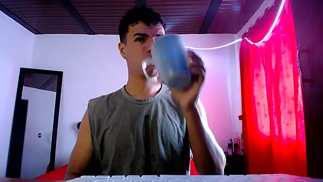 Snapshot of Deiby_casas chatting on 14, 2, 2025 Deiby casas online show from 14, 2, 2025