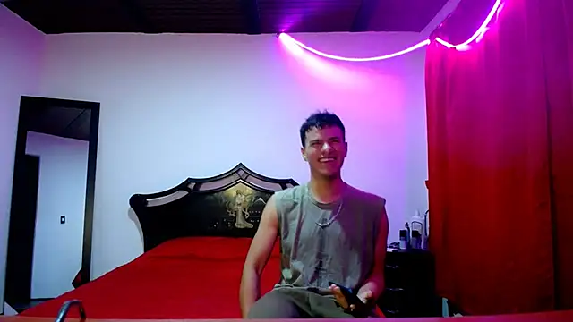 Snapshot of Deiby_casas chatting on 14, 2, 2025 Deiby casas online show from 14, 2, 2025