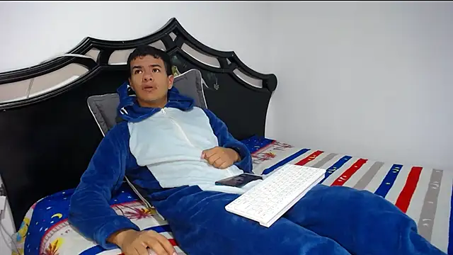 Snapshot of Deiby_casas chatting on 29, 10, 2025 Deiby casas online show from 29, 10, 2025