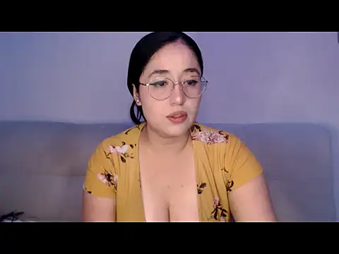 YummymeowW online show from 19, 4, 2026
