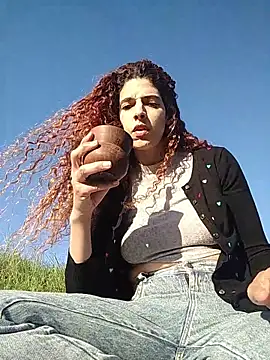 Kleopatracolo online show from 19, 10, 2025