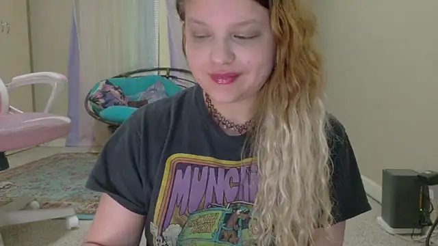 Emihaze online show from 19, 3, 2026