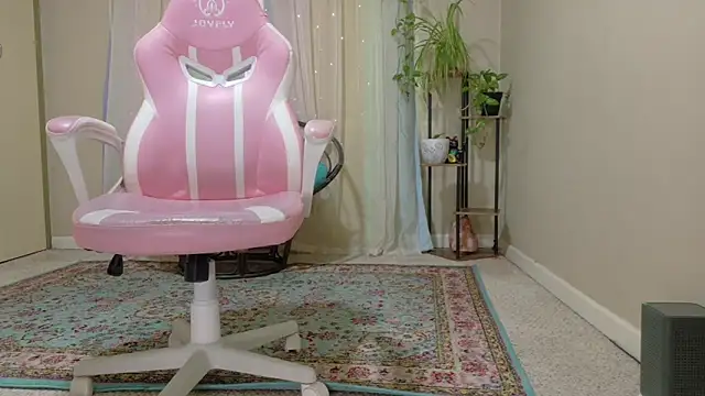 Emihaze online show from 24, 3, 2026