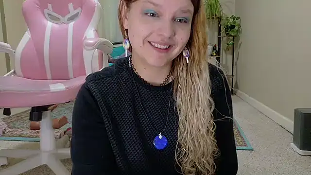 Emihaze online show from 10, 3, 2026