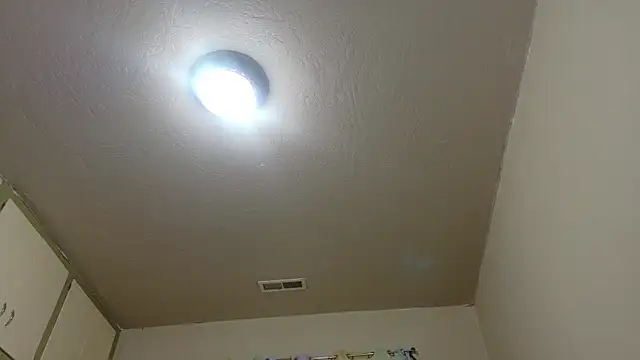 Emihaze online show from 18, 4, 2026