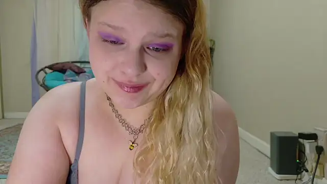 Emihaze online show from 20, 12, 2025