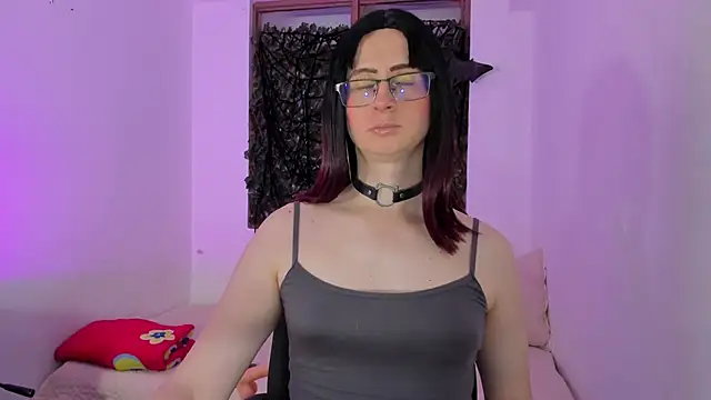 KimberlyJohnsoon online show from 6, 10, 2025