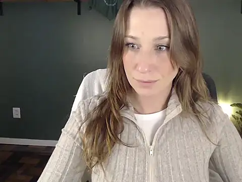 Snapshot of callmedemme chatting on 13, 5, 2026 callmedemme online show from 13, 5, 2026