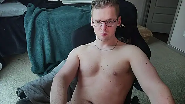 Snapshot of doloresman chatting on 7, 7, 2026 doloresman online show from 7, 7, 2026