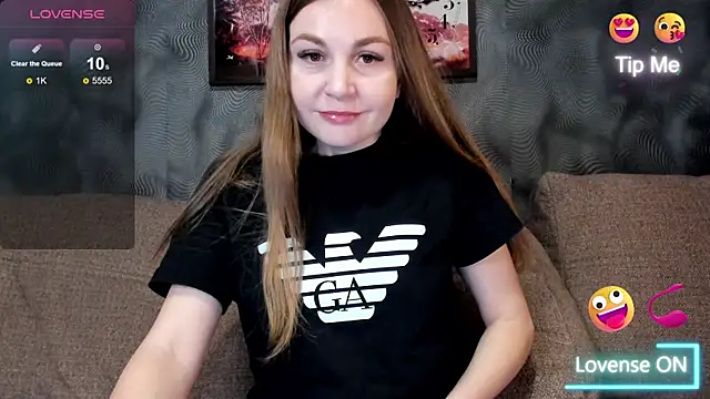 Snapshot of CassieMils chatting on 10, 1, 2026 CassieMils online show from 10, 1, 2026