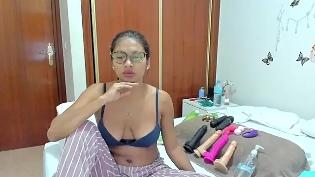 Honney sugar19 online show from 14, 11, 2025