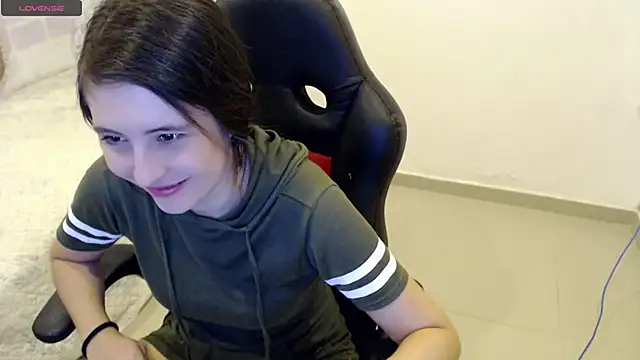 tania sweet   online show from 22, 3, 2025