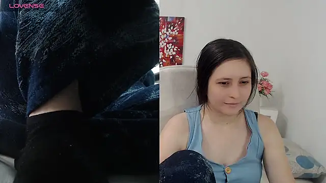 Snapshot of tania_sweet__ chatting on 4, 7, 2026 tania sweet online show from 4, 7, 2026