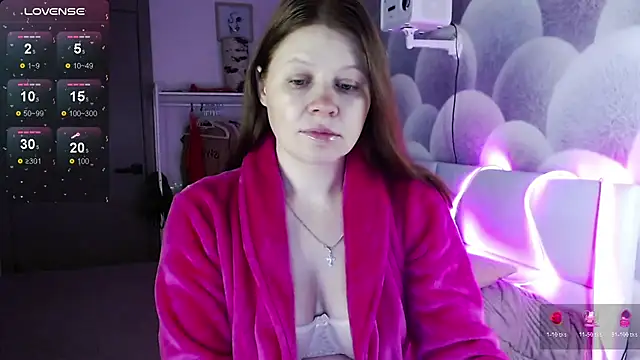 alekasamui online show from 6, 11, 2025