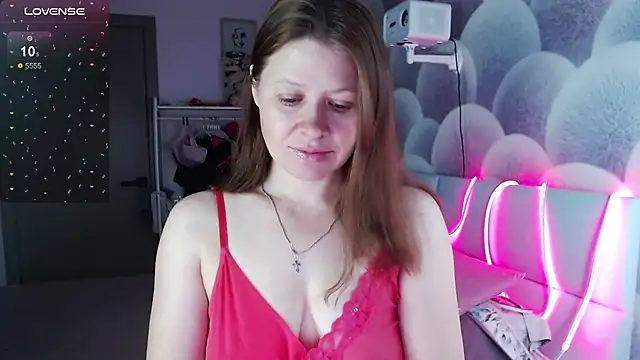 alekasamui online show from 9, 10, 2025