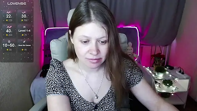 alekasamui online show from 18, 2, 2025