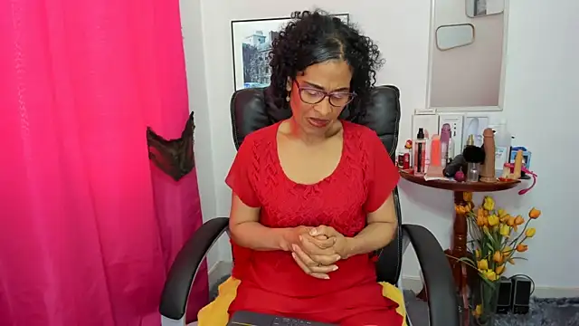 Aries Mature online show from 21, 2, 2025