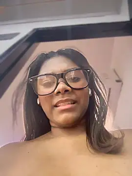 Tayra Siny online show from 23, 2, 2025