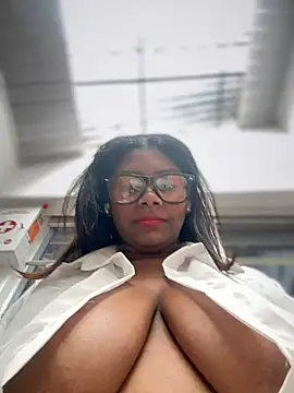 Tayra Siny online show from 22, 2, 2025