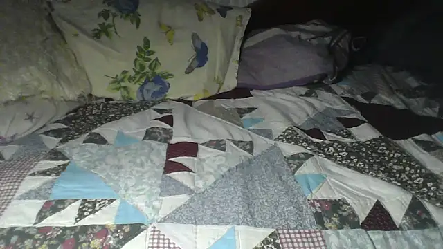 Alma Evelynne online show from 11, 2, 2026