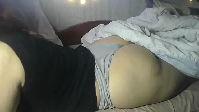 Snapshot of Alma_Evelynne chatting on 8, 7, 2026 Alma Evelynne online show from 8, 7, 2026