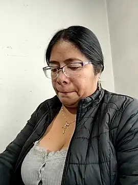   valentina18 online show from 2, 10, 2025