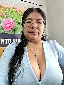   valentina18 online show from 5, 3, 2026
