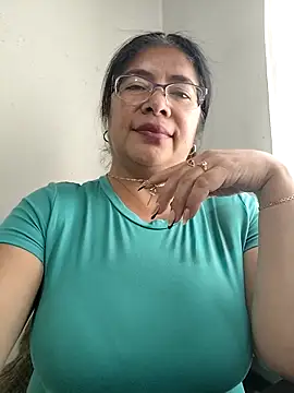 Snapshot of __valentina18 chatting on 18, 11, 2025 valentina18 online show from 18, 11, 2025