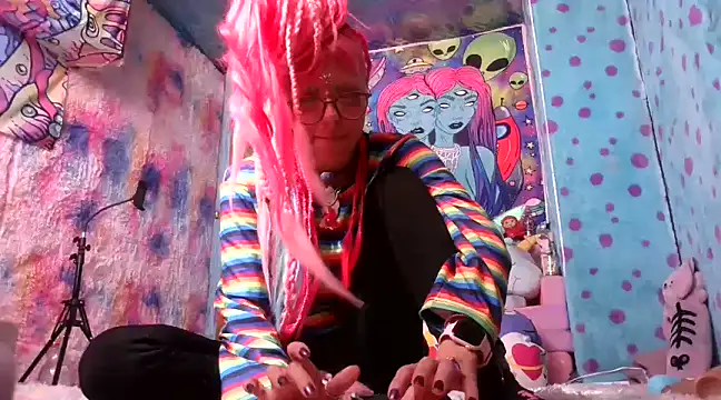 BABYUNICORN online show from 2, 3, 2025