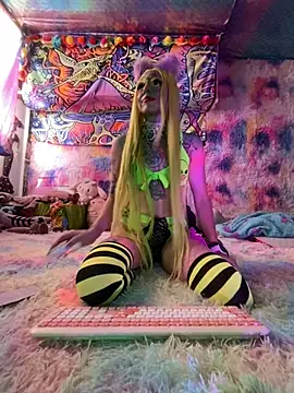 BABYUNICORN online show from 16, 2, 2025