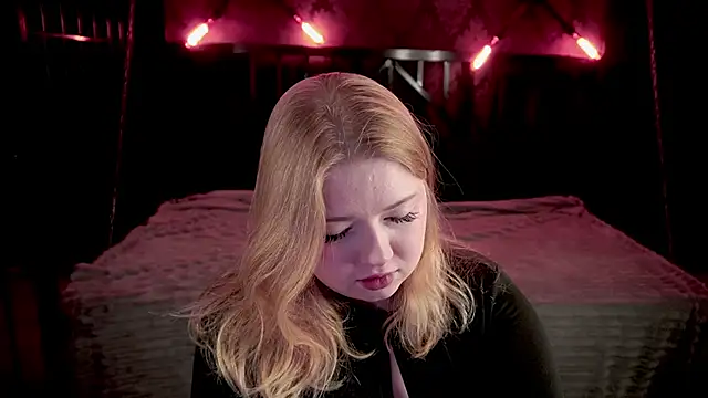 Snapshot of Tinker_Belll chatting on 1, 2, 2026 Tinker Belll online show from 1, 2, 2026