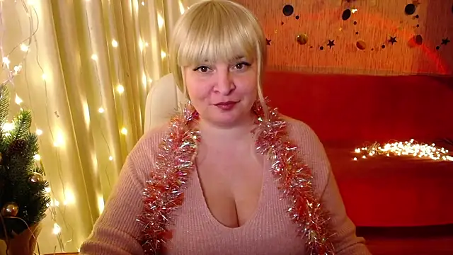 Snapshot of -MeowMeow chatting on 27, 12, 2024 -MeowMeow online show from 27, 12, 2024