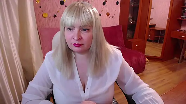 Snapshot of -MeowMeow chatting on 24, 2, 2025 -MeowMeow online show from 24, 2, 2025