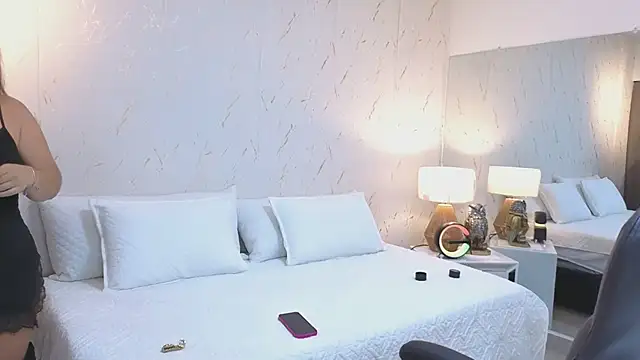 ava blue online show from 28, 2, 2026