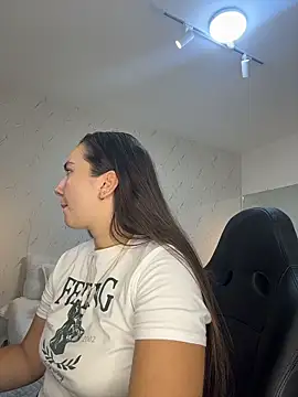 Snapshot of ava_blue chatting on 12, 6, 2026 ava blue online show from 12, 6, 2026