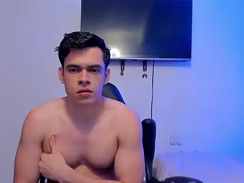 Lucian Gomez  online show from 1, 10, 2025