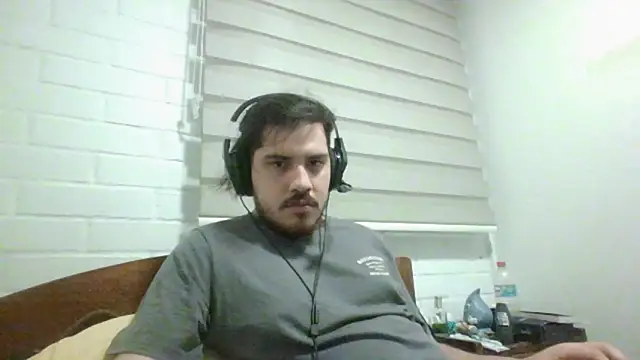 hung weeb online show from 1, 4, 2026