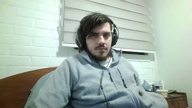 hung weeb online show from 15, 6, 2026