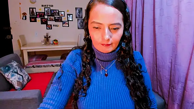 emma luxy online show from 31, 3, 2026