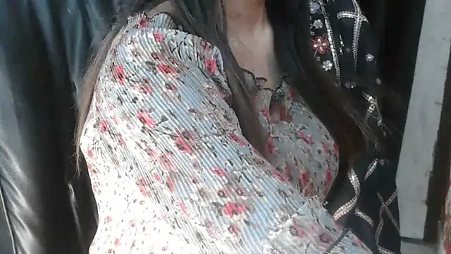 Snapshot of JannatDoll1 chatting on 24, 2, 2025 JannatDoll1 online show from 24, 2, 2025