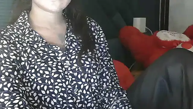 Snapshot of JannatDoll1 chatting on 3, 10, 2025 JannatDoll1 online show from 3, 10, 2025