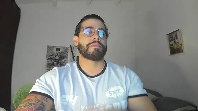 Snapshot of _Coddygold_ chatting on 6, 2, 2025 Coddygold online show from 6, 2, 2025