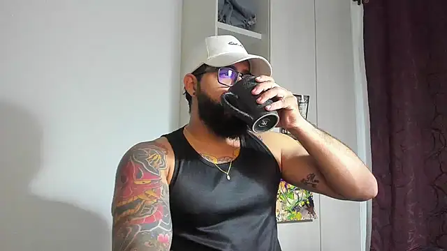 Snapshot of _Coddygold_ chatting on 5, 5, 2026 Coddygold online show from 5, 5, 2026