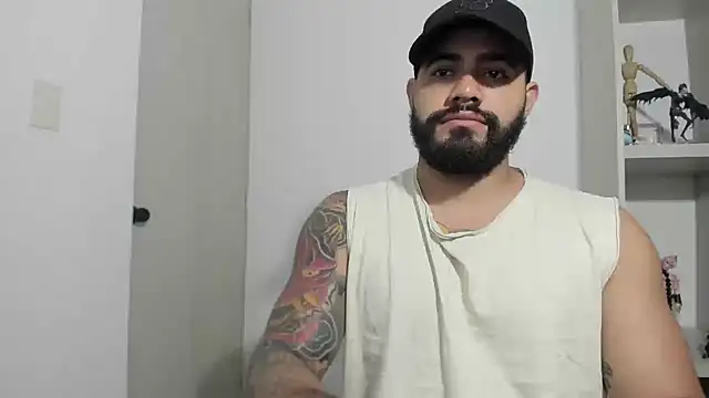 Snapshot of _Coddygold_ chatting on 23, 9, 2025 Coddygold online show from 23, 9, 2025